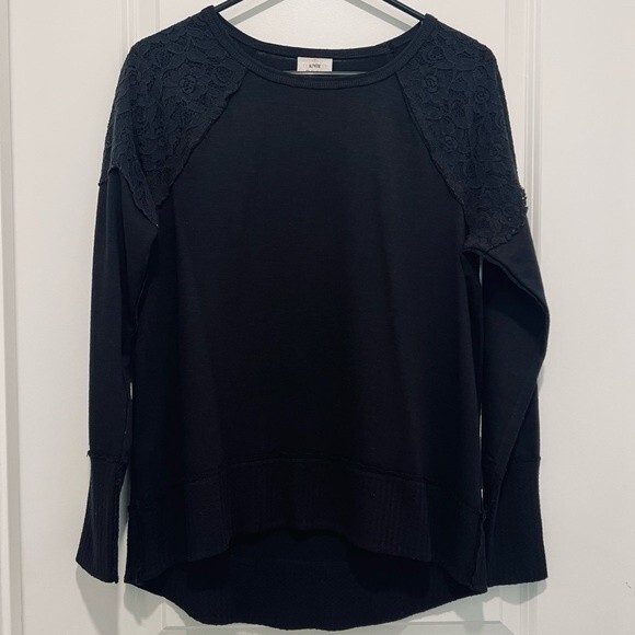 Knox Rose Black Pullover Lace Shoulder Detail High/Low Hem Women's Sz. XS - Picture 1 of 11